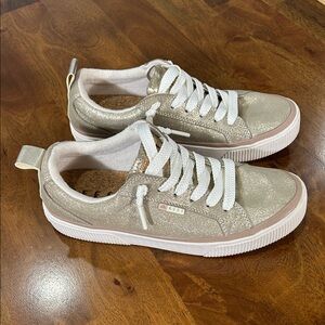 Reef Women's Glittering Gold Sneakers with White Accents